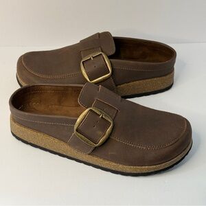 Mountain Sole Brown Clog Slip-On Shoes Size 10